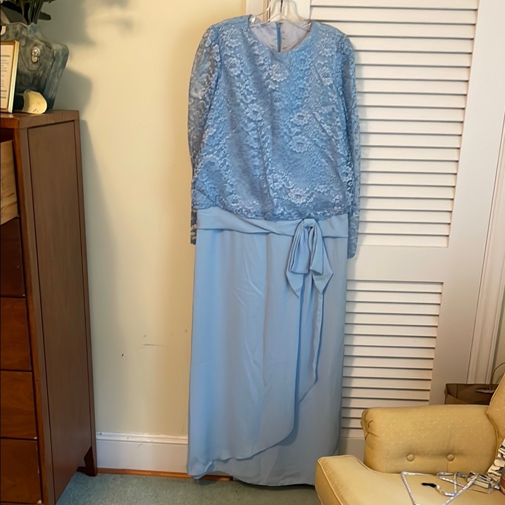 Elegant Light Blue Lace Dress